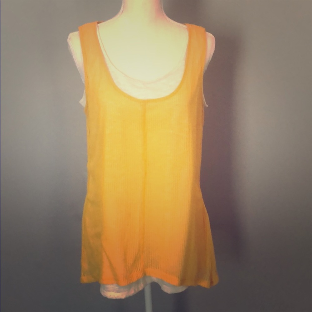 Jones New York double layered tank
